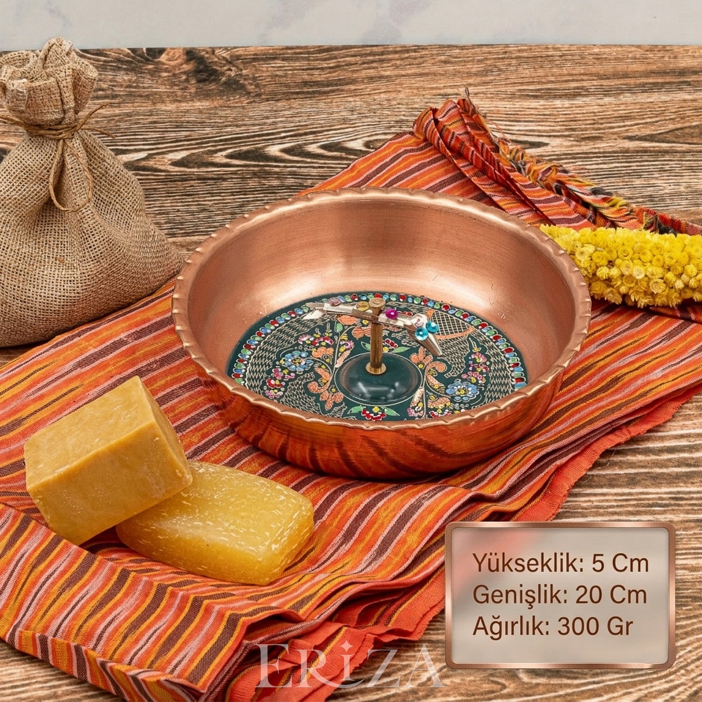 Yeşil El İşlemeli Balık Figürlü Bakır Hamam Tası