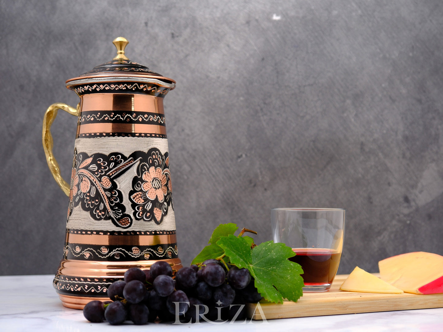 Bakır Kapaklı Sürahi, 1750 Ml, Siyah