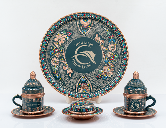 Kişiselleştirilebilir Bakır Kahve Takımı Geometrik Desen Ortası Logolu Tepsi Yeşil Renk