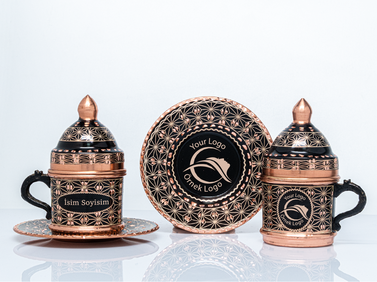 Kişiselleştirilebilir  Geometrik Desen Bakır Kahve Fincanı İsim ve Logo İşlemeli Siyah Renk