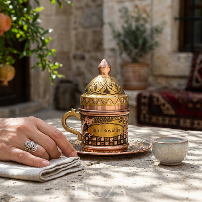 Kişiselleştirilebilir Geleneksel İşleme Bakır Kahve Fincanı İsim ve Logo İşlemeli Gold Renk