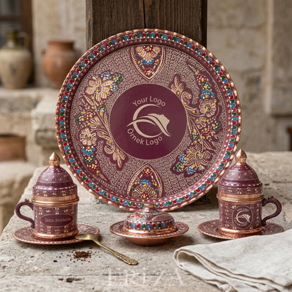 Kişiselleştirilebilir Bakır Kahve Takımı Geometrik Desen Ortası Logolu Tepsi Lila Renk
